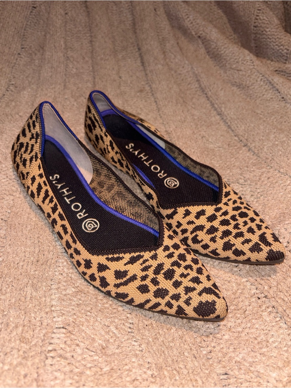 Rothy’s The Point Leopard Cheetah Print Knit Flats Women’s Size 9 US